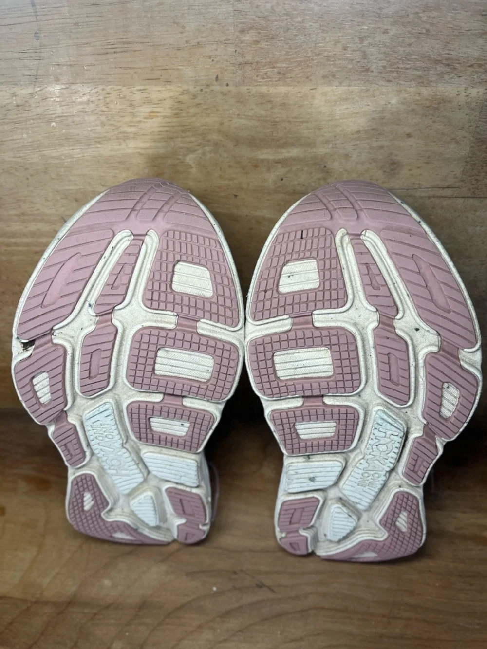 Hoka One One REFLECTIVE Bondi 7 Womens Size 9.5 Running Shoes Sneakers Pink - Picture 10 of 11